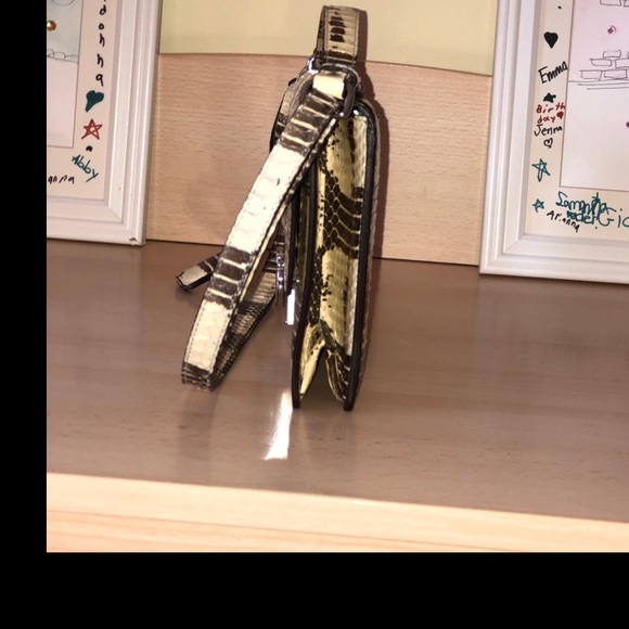 Salvatore Ferragamo Aileen Python Bag - Picture 10 of 14